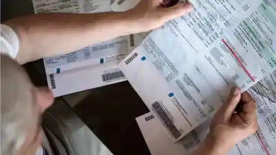 Abril trae una ola de ajustes que golpearán tu bolsillo: ¿Estás preparado para lo que viene?