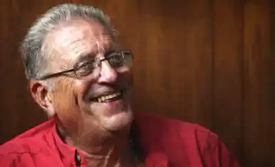 Un histórico dirigente radical llega a la provincia y sus declaraciones sacuden la interna partidaria