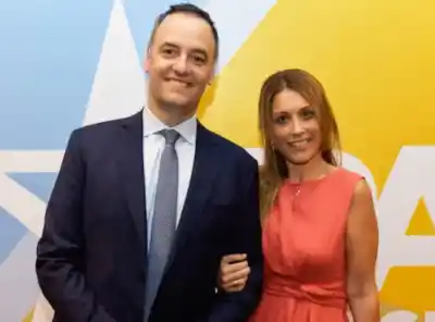 Las dos mujeres que figuran en la escritura de su departamento hicieron una revelación que lo deja en una situación incómoda