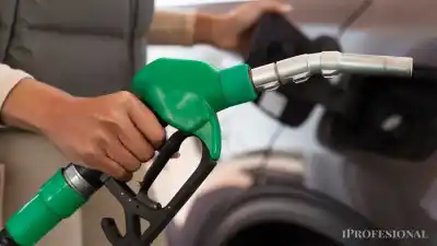 Descubren lo que realmente llevan en el tanque sus autos y la verdad los sorprende