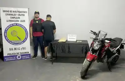Interceptaron a un joven en la madrugada y lo que llevaba puso en alerta a los investigadores