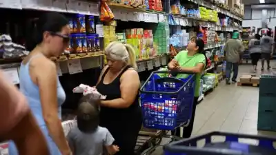 Las familias argentinas cambian sus hábitos de compra y lo que eligen ahora sorprende