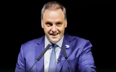 La escribana del jefe de Gabinete y su pasado en un caso que involucró toneladas de efedrina