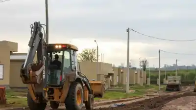 Reactivaron más de 2.300 viviendas paralizadas y anuncian cambios clave en la adjudicación