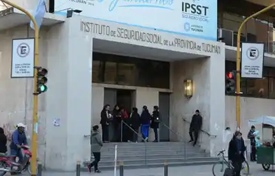 Operativo en obra social provincial: detienen a empleados por presunta estafa con certificados