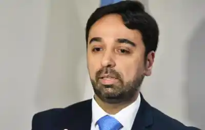 Funcionario imputado por uso de identidad robada enfrenta rechazo a salida alternativa