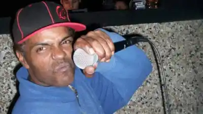 Enterraron a un músico en su patio y el único detenido acusa a un prófugo