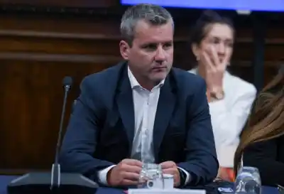 Un legislador oficialista explica su millonaria deuda hipotecaria tras la difusión de sus datos