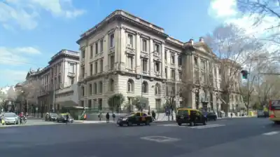Una residente confesó el uso de medicamentos hospitalarios fuera del ámbito institucional