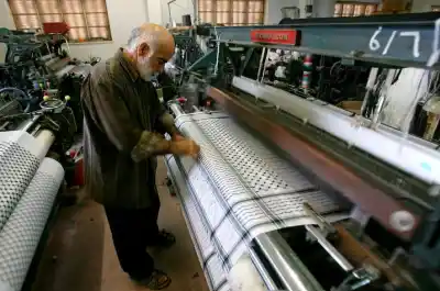 La industria argentina registra una nueva caída: ¿qué sectores lideran el desplome?