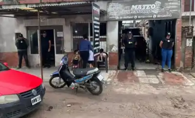 Una nueva puñalada enciende la mecha de un barrio que ya vivía bajo amenazas