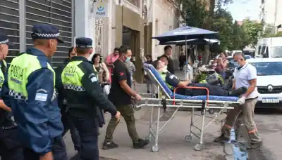 Un agente cayó en camilla tras una protesta: lo que pasó en la sede del PAMI dejó a todos en vilo