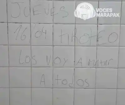 Un mensaje aterrador en los baños de una escuela desató el pánico y obligó a tomar una medida drástica