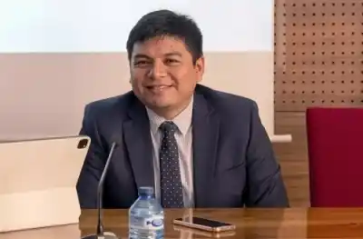 Abogado acusado de tráfico de influencias denuncia “expedición de pesca” de la fiscalía: ¿qué buscan realmente?