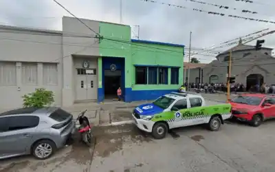 Un joven fue aprehendido y horas después murió en terapia intensiva: las imágenes que complican a la policía