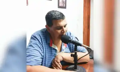 Una voz que marcó a generaciones se apagó: el adiós que conmueve a toda una ciudad