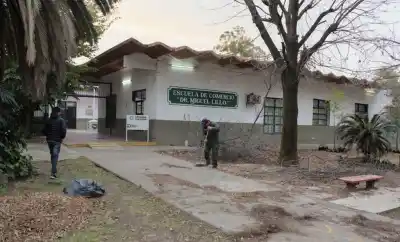 Un mensaje en la pared de un aula desató el pánico: así actuaron las autoridades ante la amenaza