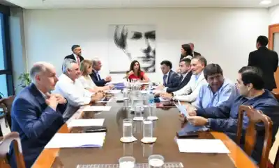 Se abre un debate crucial en la Legislatura: ¿Qué pasará con los proyectos que buscan cambiar las reglas para acceder al poder?