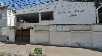 Un profesor cruzó todos los límites con sus alumnas y el sistema educativo tuvo que actuar