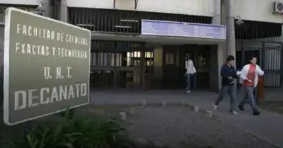 Un estudiante puso en jaque una candidatura clave y destapó una guerra de interpretaciones en la UNT