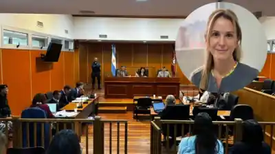 Una mujer entra a la cárcel con un encargo de la víctima: lo que le dijo al acusado de femicidio dejó a todos helados