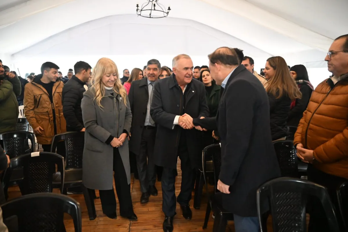 Autoridades presentes
