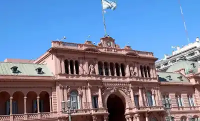 Diputados de ocho bloques se presentaron en Casa Rosada para exigir la reapertura de la sala de periodistas