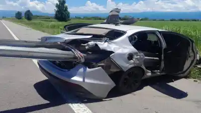 Un auto fue atravesado por el guardarrail en la Ruta 38 de Tucumán: el conductor salió ileso