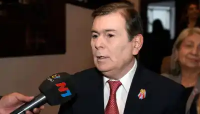 Senador Zamora lanzó una dura advertencia y dejó una señal que remueve el tablero político