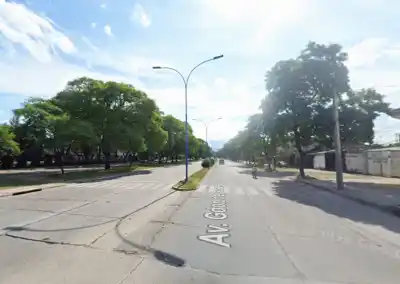 Lo citaron para jugar a la Play y terminó con una pistola en el pecho frente al Parque 9 de Julio