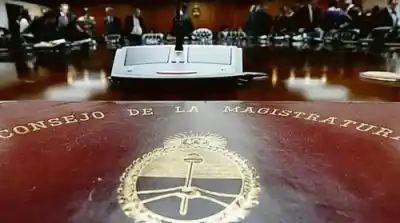 A menos de tres semanas de su indagatoria, el abogado Ontiveros contraataca: denunció al juez que lo investiga