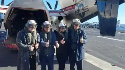Aterrizó en un portaaviones nuclear: el insólito viaje de Milei que marca un nuevo rumbo