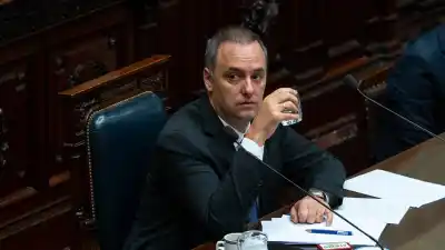 Adorni rompió el silencio y dejó una frase que nadie esperaba sobre su renuncia