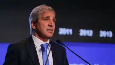 Caputo en Llao Llao: el mensaje a los inversores que despeja el fantasma Kicillof