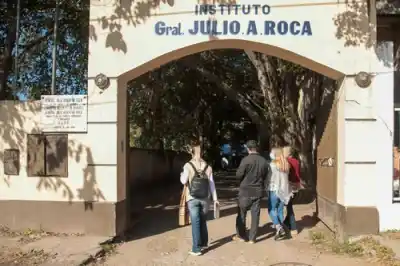 Reorganización total del sistema penal juvenil: cierran el histórico Instituto Roca y abren un nuevo centro