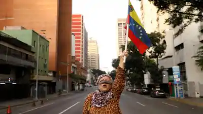 Venezuela: militares en las calles y chavistas movilizados tras el ataque de EE.UU.