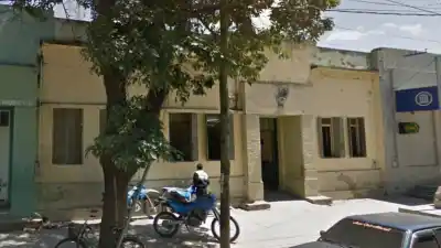 Una mujer mordió a una policía en la comisaría de Alberdi tras un reclamo