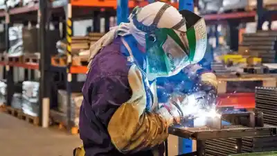 Industriales del norte en alerta: el gas que prometía Vaca Muerta no llega y temen parar la producción