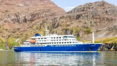 El secreto que escondía el crucero: nueve casos sospechosos y una azafata en terapia intensiva