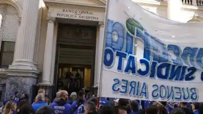 Cierran tesorerías y despiden personal: el gremio bancario anuncia un paro que afectará a miles