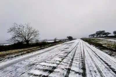 Alerta en Tafí del Valle: el hielo en la ruta que obligó a un corte total