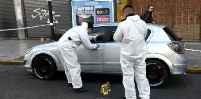 Apareció un auto con sangre en Once y seis vainas servidas: lo que la policía no pudo explicar