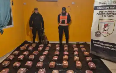Se hicieron pasar por clientas de una empresa de encomiendas, pero la Policía ya las esperaba