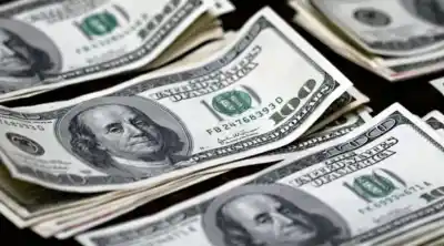 El dólar oficial sigue en caída libre y la brecha con la banda cambiaria se dispara a niveles de un año