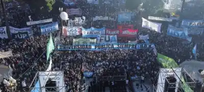 El Gobierno minimiza la marcha universitaria y apuesta al superávit: “Salga como salga el fallo, tenemos plata”