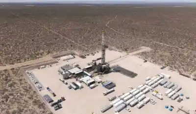 YPF presentó un megaproyecto de inversión de USD 25.000 millones para Vaca Muerta: ¿qué implica LLL Oil?