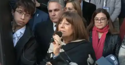 Reunión clave en la Escuela Normal: lo que la ministra Montaldo les dijo a los alumnos sobre el futuro de sus títulos