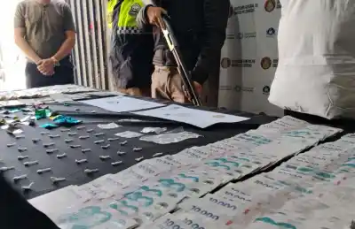 Allanaron tres viviendas en el centro y lo que encontraron dentro superó todas las expectativas