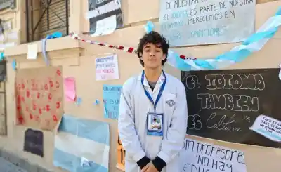 Habló frente a las cámaras, se volvió viral y después sintió miedo: la historia del estudiante que lideró la protesta