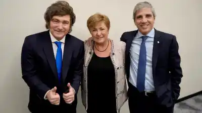 El FMI define hoy si libera US$1000 millones para la Argentina: los detalles del acuerdo que nadie contó